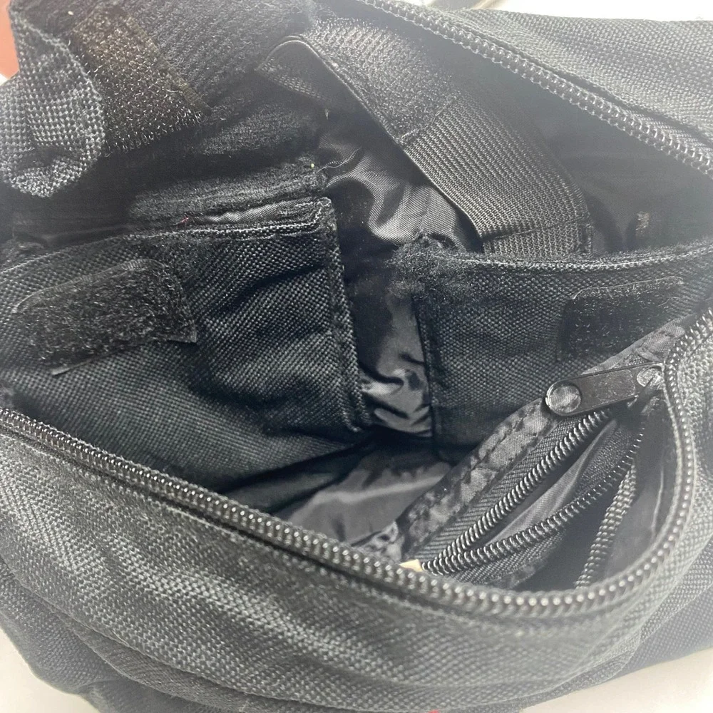 Buckle-Down Chevrolet Seatbelt Buckle Crossbody Bag Black Nylon Messenger
